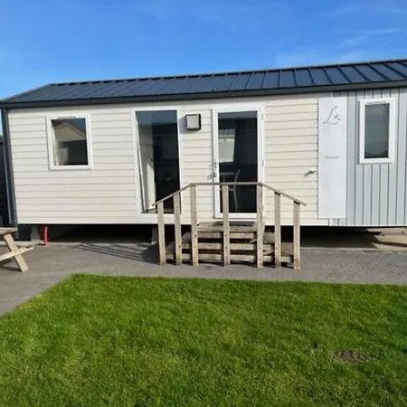 Moderne Stacaravan Campeggio *